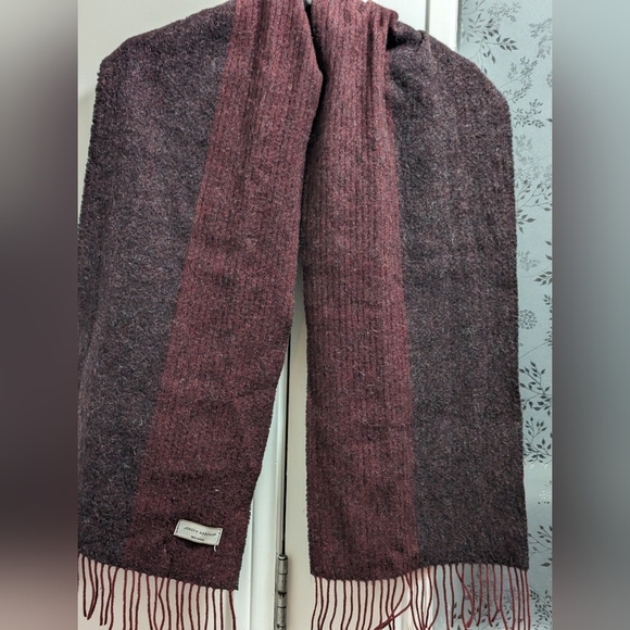 Joseph Abboud 100%Wool Scarf. Burgundy and grey blend. - Picture 2 of 5